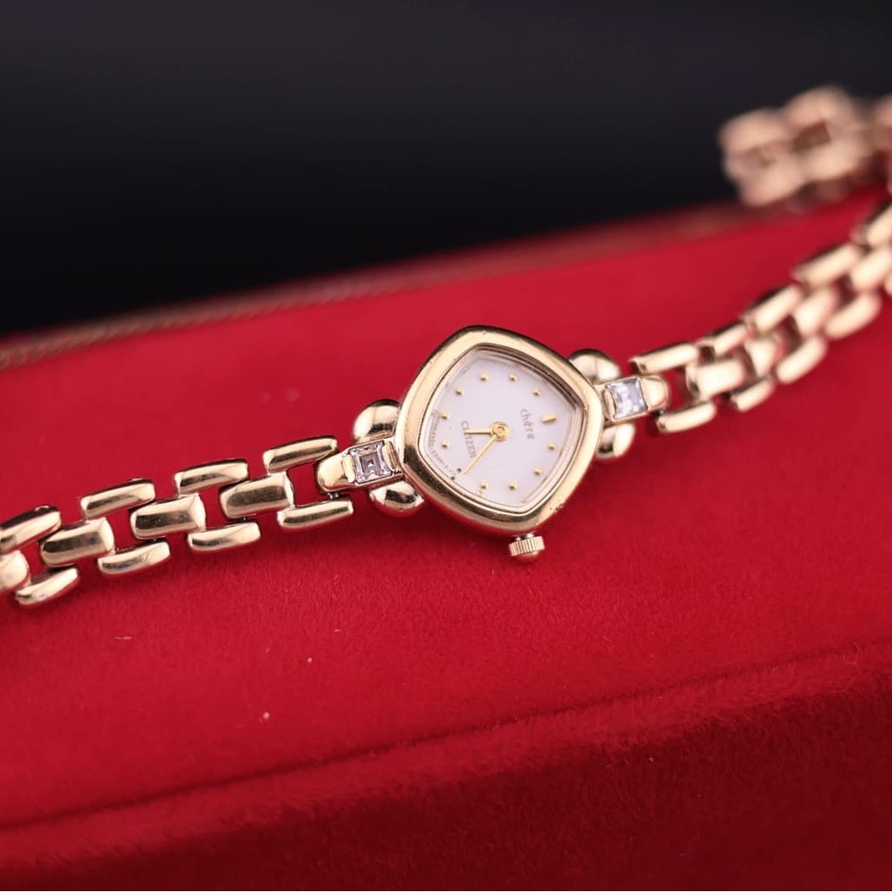 Vintage 1980s Citizen Chere Women’s Watch - Square Cut Rhinestone Accents - Picture 2 of 6